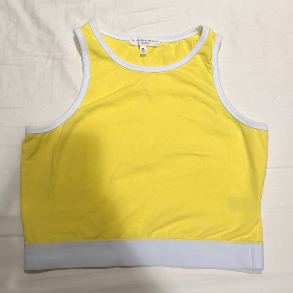 truly madly deeply yellow cropped tank!!
